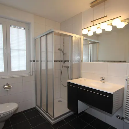 Feriehus Kapitaenshaus In By Interhome Glowe