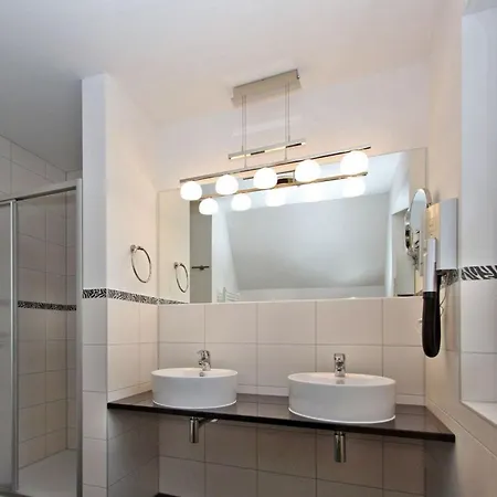 Kapitaenshaus In By Interhome Feriehus
